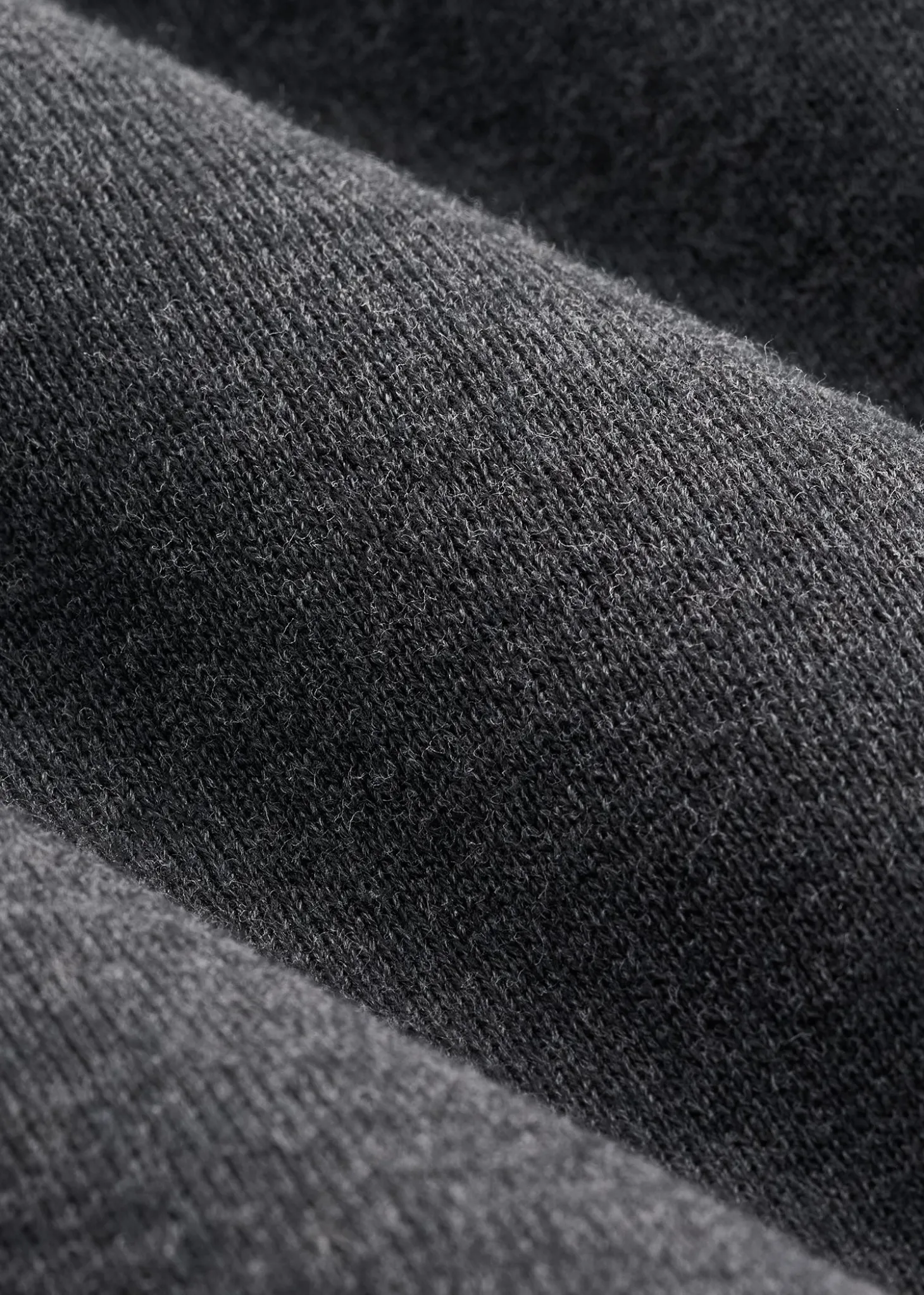 Everyday V-Neck Sweater for Tall Men