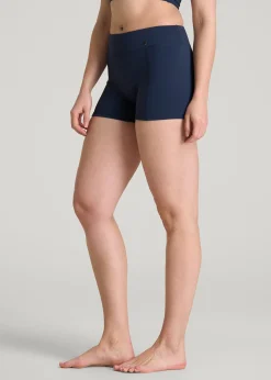 Fitted Hybrid Shorts for Tall Women