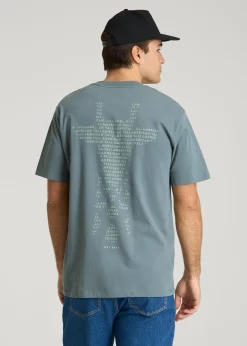 Giraffe Graphic Tee for Tall Men