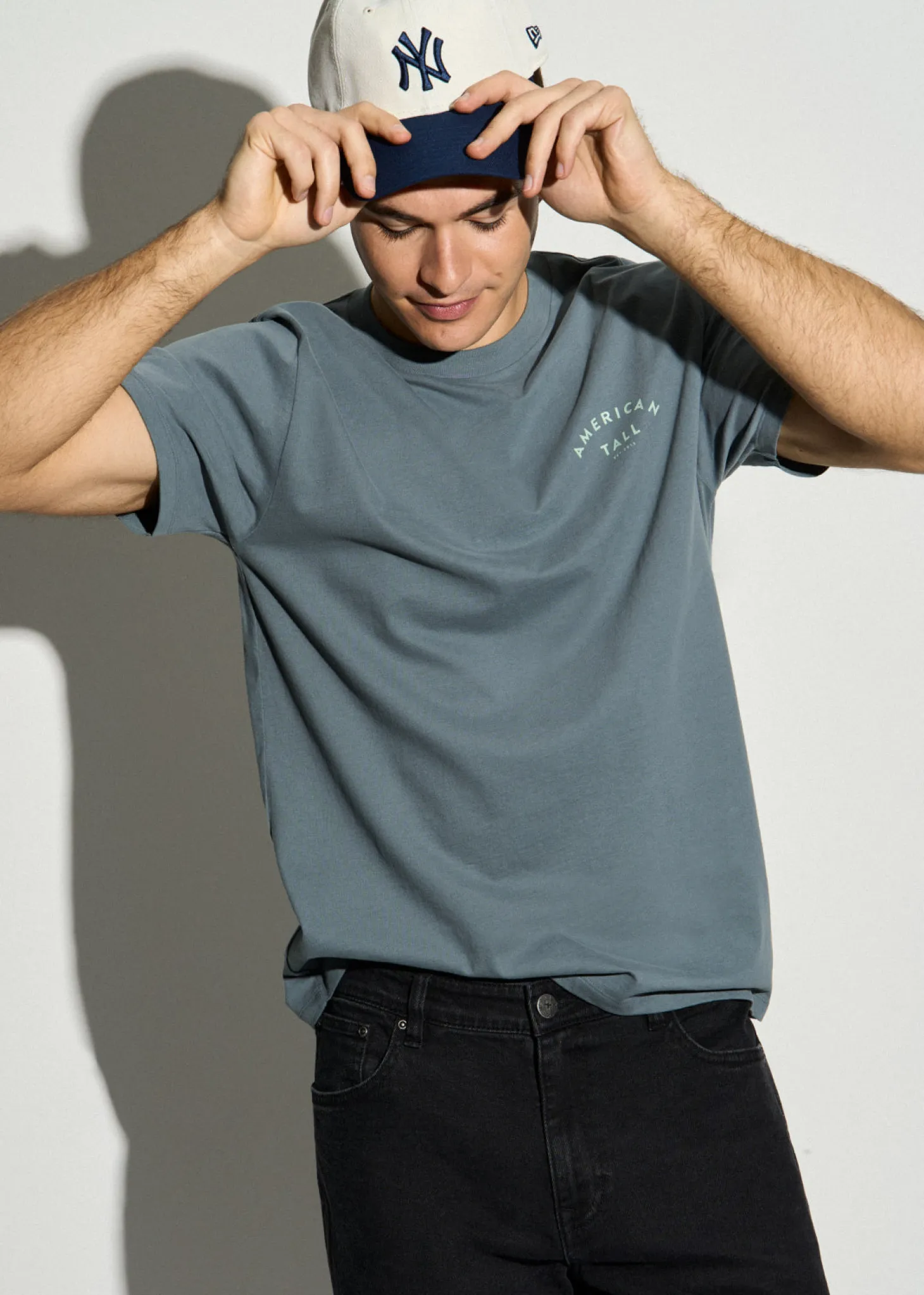 Giraffe Graphic Tee for Tall Men