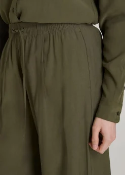 Relaxed Pull-On Pants for Tall Women