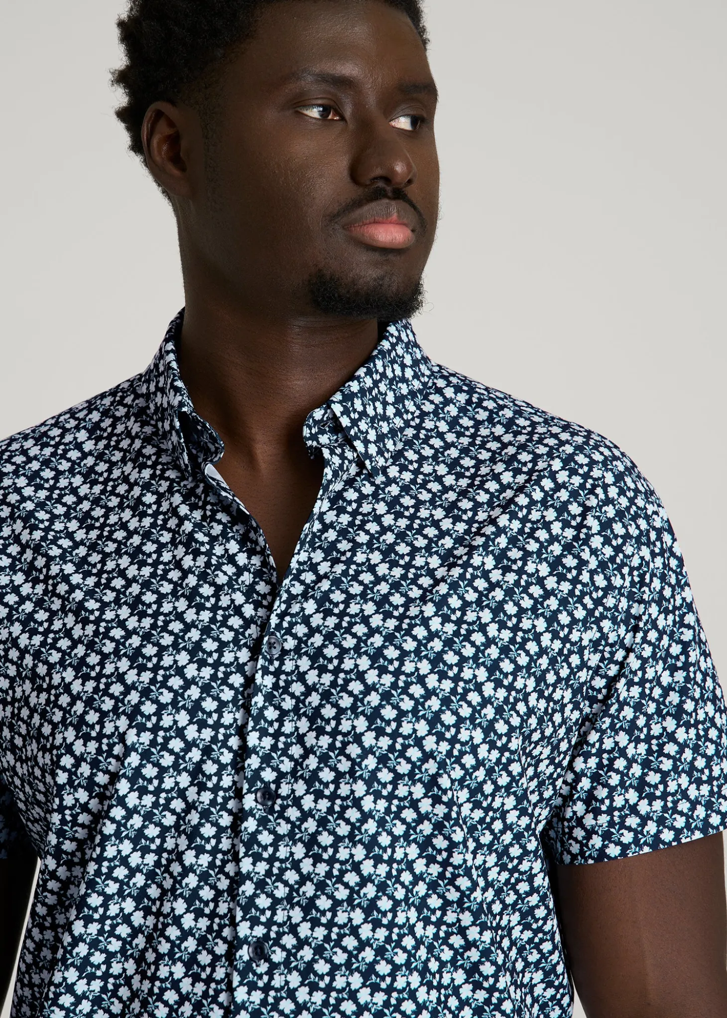 Short Sleeve Traveler Stretch Button Shirt for Tall Men