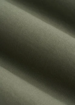 Stretch Commuter Chino Short for Tall Men